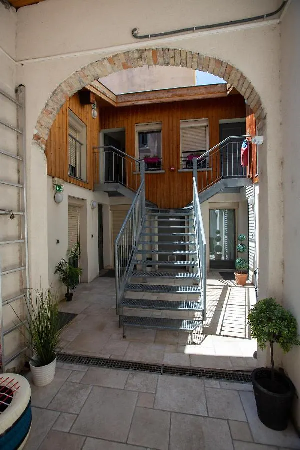 **  Lyo Hotel - Centre Lyon Perrache Franciaország