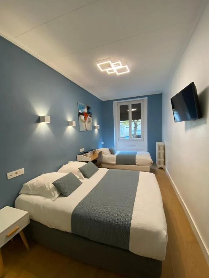 Hôtel de La Marne Lyon 2*,