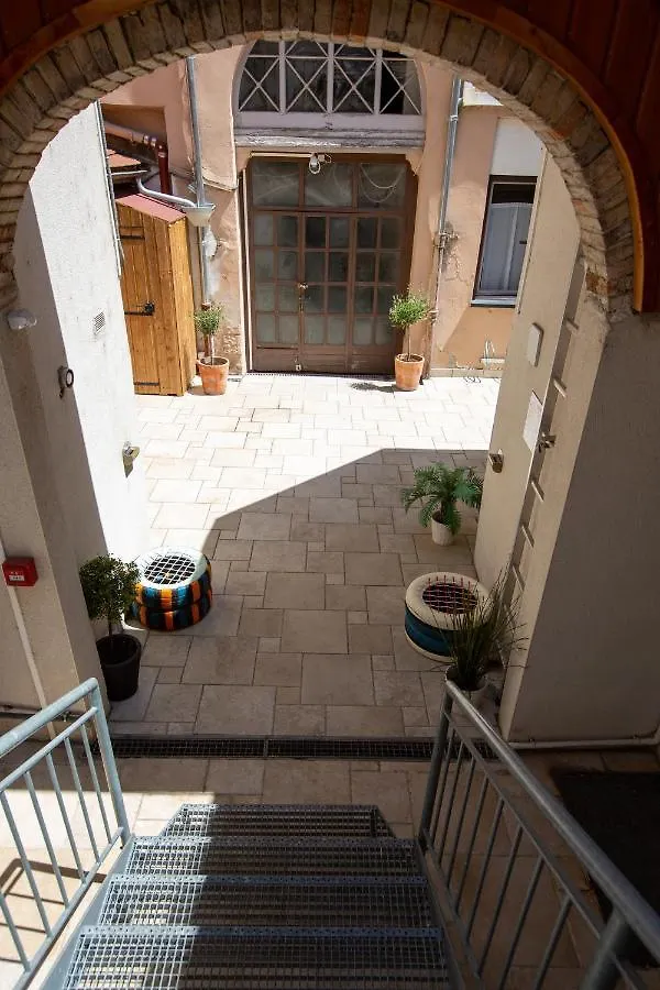 Lyo Hotel - Centre Lyon Perrache 2*,  France